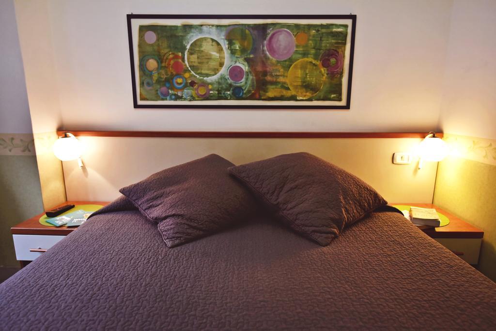 Hotel Carmel โรม ภายนอก รูปภาพ